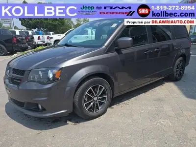 This Dodge Grand Caravan boasts a Regular Unleaded V-6 3.6 L/220 engine powering this Automatic tran...