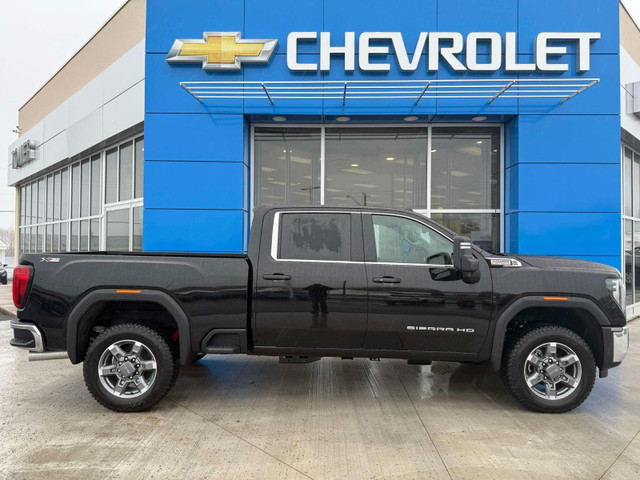 2025 GMC Sierra 2500 HD SLE in Cars & Trucks in Edmundston - Image 3