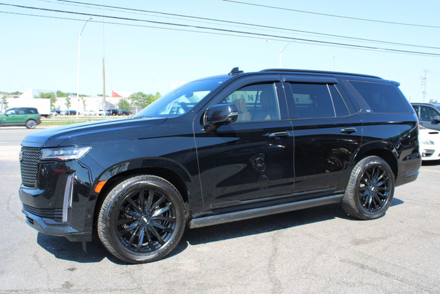 2022 Cadillac Escalade in Cars & Trucks in Oakville / Halton Region - Image 4