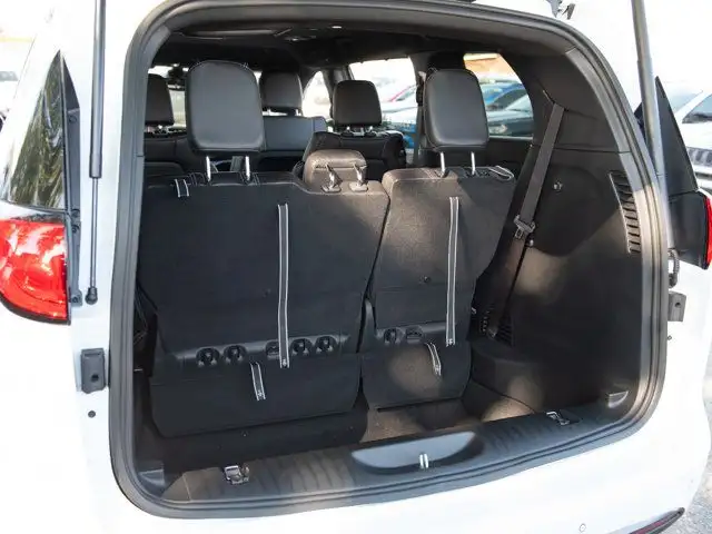 2025 Chrysler Grand Caravan SXT, Heated Leather, Lane Keep in Cars & Trucks in Calgary - Image 22