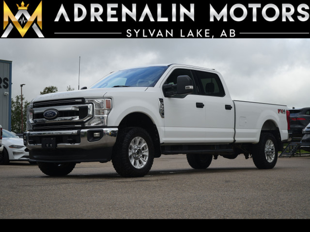 2022 Ford Super Duty F-350 SRW XLT FX4 in Cars & Trucks in Red Deer