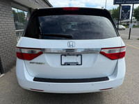 2011 Honda Odyssey EX-L – Family-Friendly Comfort & Reliability The 2011 Honda Odyssey EX-L is the u... (image 3)