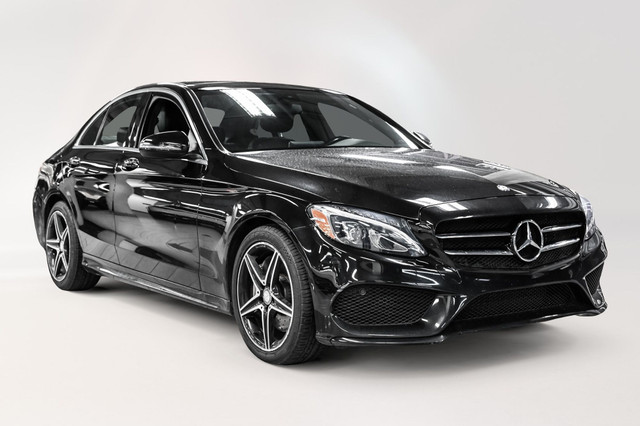 2017 Mercedes-Benz C300 4MATIC Sedan | Premium | Night | Burmest in Cars & Trucks in City of Montréal - Image 4
