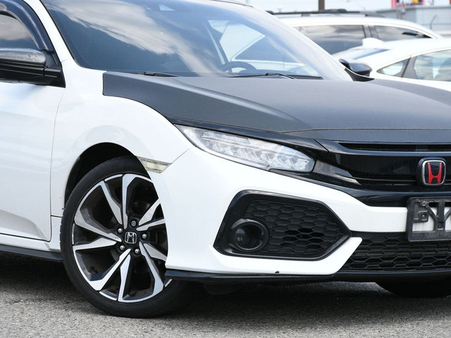 2017 Honda Civic Sport Touring SPORT TOURING | MANUAL | DEALER M in Cars & Trucks in City of Toronto - Image 2