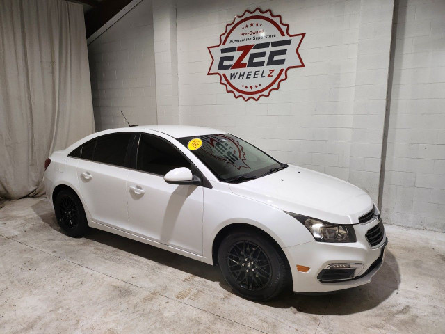 2015 Chevrolet Cruze in Cars & Trucks in Windsor Region