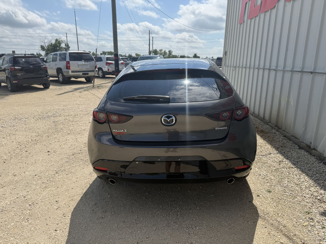 2021 Mazda 3 Hatchback in Cars & Trucks in Winnipeg - Image 3