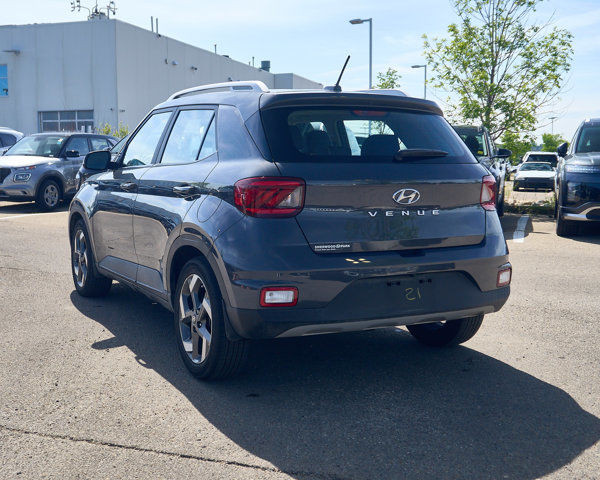 2023 Hyundai Venue Ultimate | Heated Seats | Sunroof in Cars & Trucks in Edmonton - Image 3