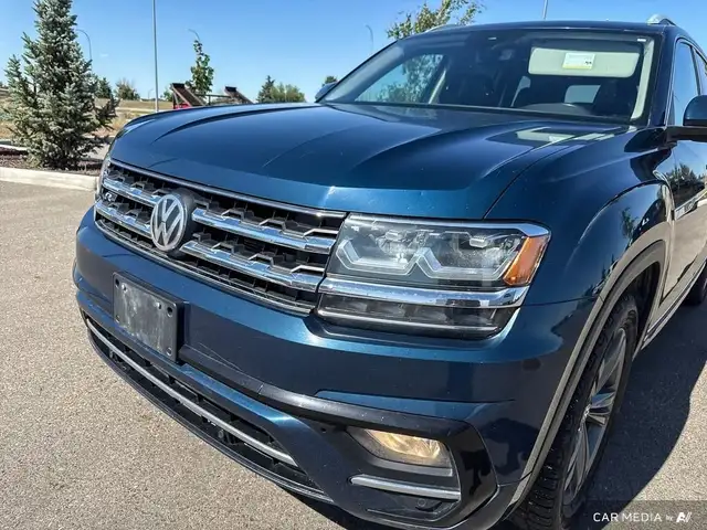 2019 Volkswagen Atlas Execline Premium Comfort, 7 Seats in Cars & Trucks in Medicine Hat - Image 11