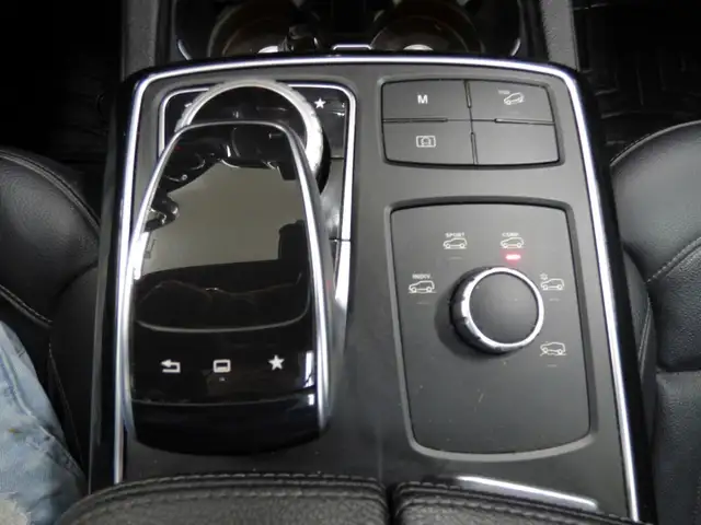 2016 MERCEDES-BENZ GLE 350d 4MATIC, TOIT, NAVI, JAMAIS ACCIDENTÉ in Cars & Trucks in City of Montréal - Image 26