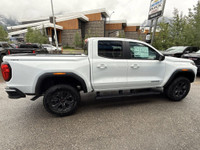 AMVIC Licensed Dealer The 2025 GMC Canyon Elevation is built for off-road adventure with a 2-inch fa... (image 9)