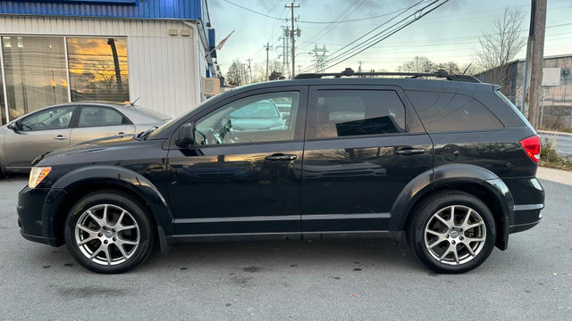 2012 Dodge Journey R/T 3.6L AWD | 7 Passenger | Camera | Leather dans Autos et camions  à Dartmouth - Image 4