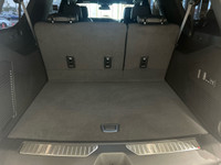 Engine: Straight 6 Cylinder Engine 3.0L L/100Km City: 11.7 L/100Km Hwy: 9.0 Safety Equipment Hitch G... (image 8)