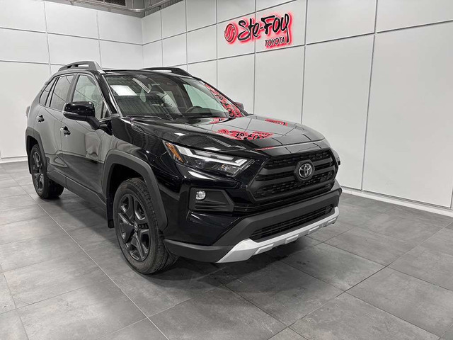 2022 Toyota RAV4 TRAIL AWD - INT. CUIR - MAGS 19 PO. - TOIT OUVR in Cars & Trucks in Québec City