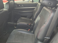 ACCIDENT FREE Check out this 2019 Ford Explorer XLT! ALL WHEEL DRIVE | SPORT APPEARANCE PACKAGE | FA... (image 8)
