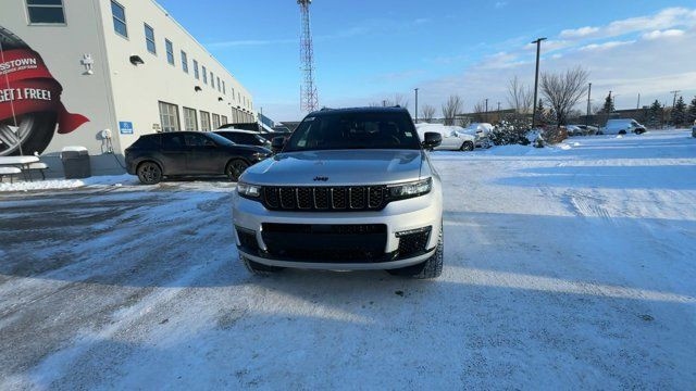 2025 Jeep Grand Cherokee L Summit Reserve | Remote Start in Cars & Trucks in Edmonton - Image 3