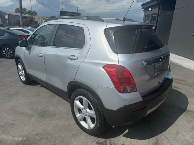 2015 CHEVROLET TRAX LTZ - LEATHER SEATS - B/U CAMERA - SUNROOF in Cars & Trucks in Winnipeg - Image 3