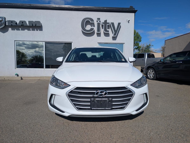 2018 Hyundai Elantra GL Auto for sale in Cars & Trucks in Medicine Hat - Image 2