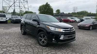 Anti-Lock Brakes;Driver Air Bag;Fog Lights;Passenger Air Bag;Side Air Bag;Traction Control;Heated Mi...