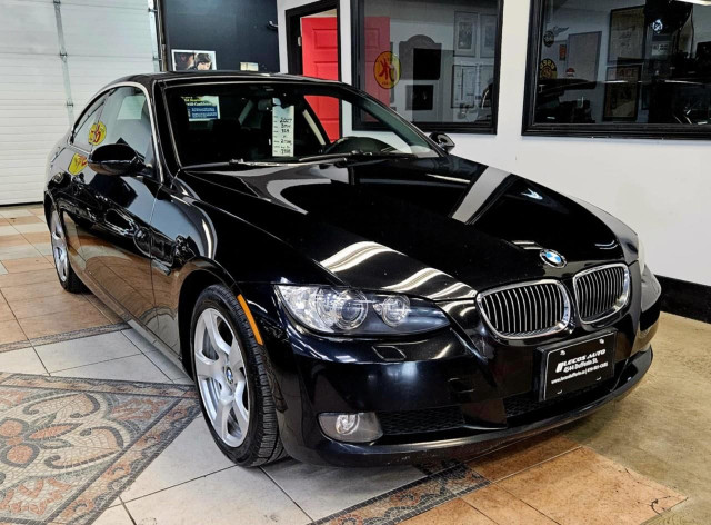 2007 BMW 328 xi One Owner/Sunroof/Coupe in Cars & Trucks in City of Toronto - Image 4