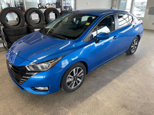 2023 Nissan Versa SV