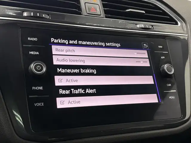 2022 Volkswagen Tiguan Highline R-Line AWD - NAV, Memory Seat, B in Cars & Trucks in Strathcona County - Image 23