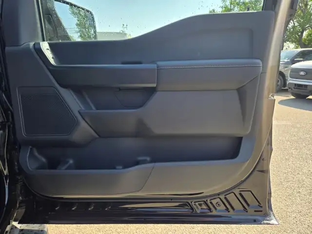 2025 Ford F-150 STX | BLACK APP PKG | MOBILE OFF PKG | BLIS dans Autos et camions dans Calgary - Image 26