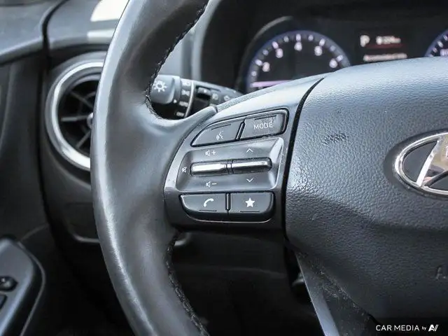 2022 Hyundai Kona Preferred | Awd | Car Play | Back Up Camera in Cars & Trucks in Hamilton - Image 22