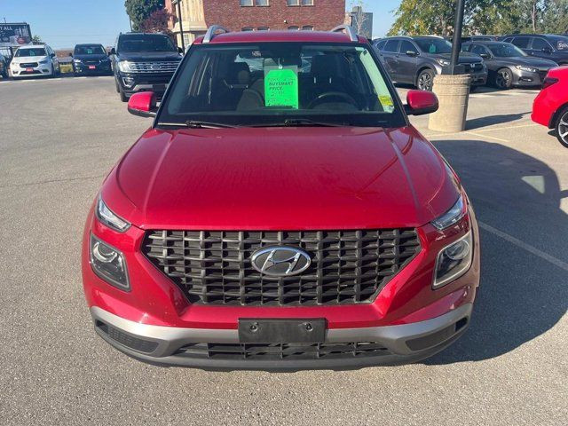 2021 Hyundai Venue Trend | One Owner | Clean Carfax in Cars & Trucks in London - Image 2