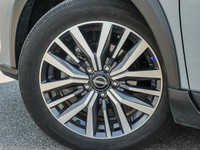 This Nissan Kicks delivers a Regular Unleaded I-4 1.6 L/98 engine powering this Variable transmissio... (image 9)