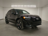 2021 Audi SQ5 TECHNIK BLACK PACK | RED CALIPER | SPORT EXHAUST