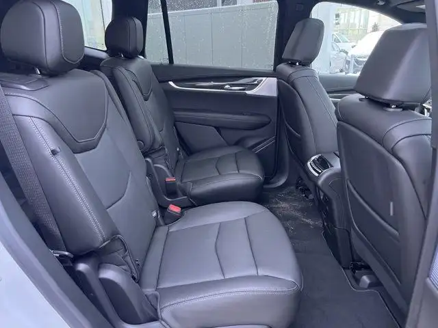 2025 Cadillac XT6 AWD Sport in Cars & Trucks in Edmonton - Image 27