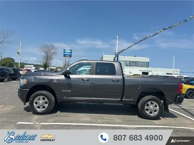 2022 GMC Sierra 1500 AT4 in Cars & Trucks in Thunder Bay - Image 3