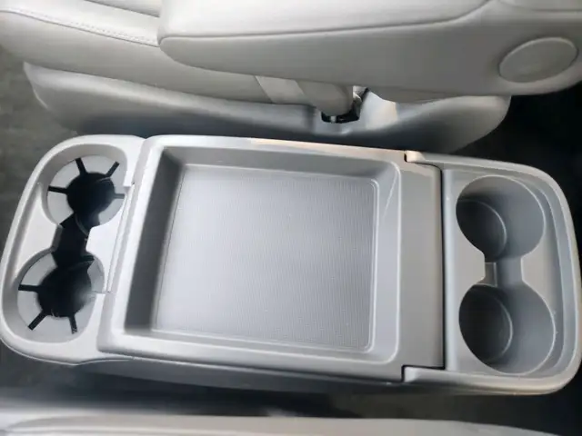 2015 Honda Odyssey 4dr Wgn Touring w/RES & Navi One Owner No Acc in Cars & Trucks in City of Toronto - Image 28