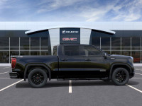 4WD Crew Cab 147" Elevation Engine: 8 Cylinder Engine (image 4)