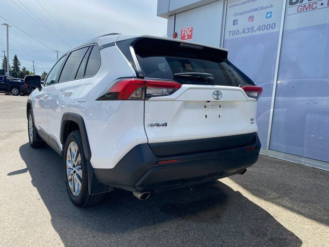 2020 Toyota RAV4 XLE AWD * PREMIUM * LEATHER * RADAR CRUISE * in Cars & Trucks in Edmonton - Image 3
