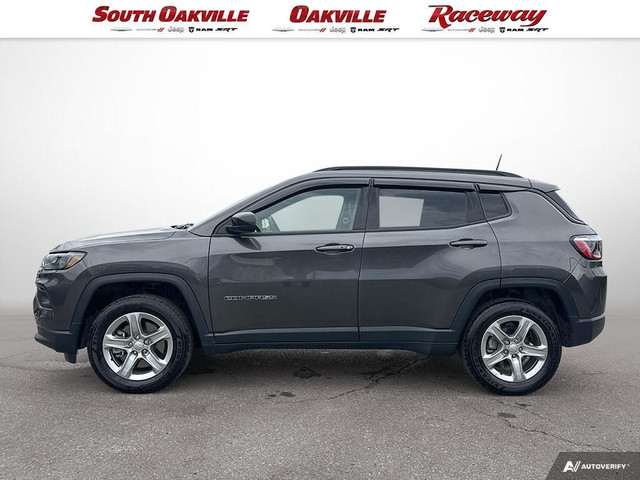 2024 Jeep Compass NORTH | APPLE CARPLAY | CLEAN CARFAX | BACKUP  in Cars & Trucks in Oakville / Halton Region - Image 3