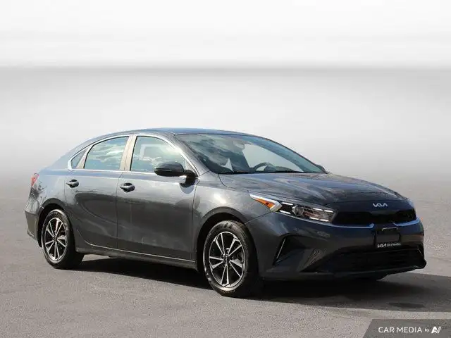 2022 Kia Forte EX | Heated Steering Wheel | Cpo | Lane Keep in Cars & Trucks in Hamilton - Image 8