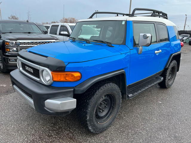 2008 Toyota FJ Cruiser C Package in Cars & Trucks in Mississauga / Peel Region