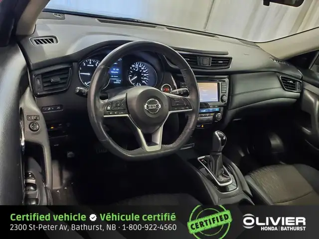 2017 Nissan Rogue SV AWD Navigation Toit Ouvrant Panoramique in Cars & Trucks in Bathurst - Image 15