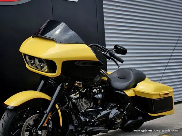 2023 Harley-Davidson FLTRXS Road Glide Special in Sport Touring in Oshawa / Durham Region - Image 13