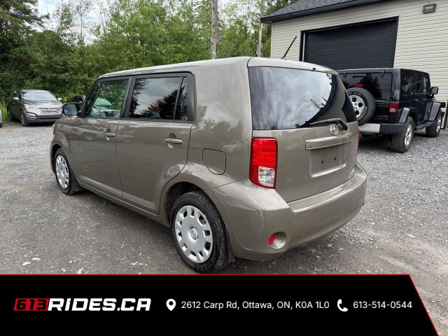 2011 Scion xB 5DR HB MAN in Cars & Trucks in Ottawa - Image 3