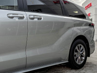 Visit our dealership to explore the recent trade-in of the 2024 TOYOTA SIENNA HYBRID LE. This except... (image 6)