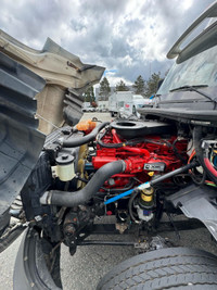 Ryder Stock ID: 239942 Transmission Type/Speed: Auto 13 Engine: DIESEL X15 GHG'17 450/1800 Horse Pow... (image 9)
