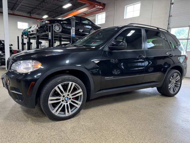 2013 BMW X5 AWD 4dr 35i - BLUETOOTH - NAVI - BACKUP CAMERA - PAN in Cars & Trucks in Mississauga / Peel Region