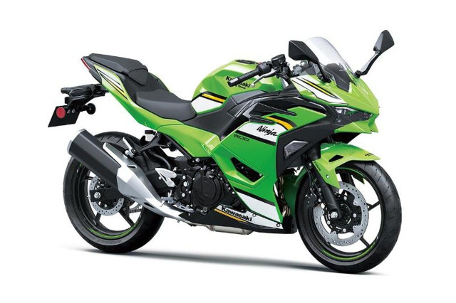 2025 KAWASAKI Ninja 500 SE KRT in Sport Bikes in Laval / North Shore - Image 2