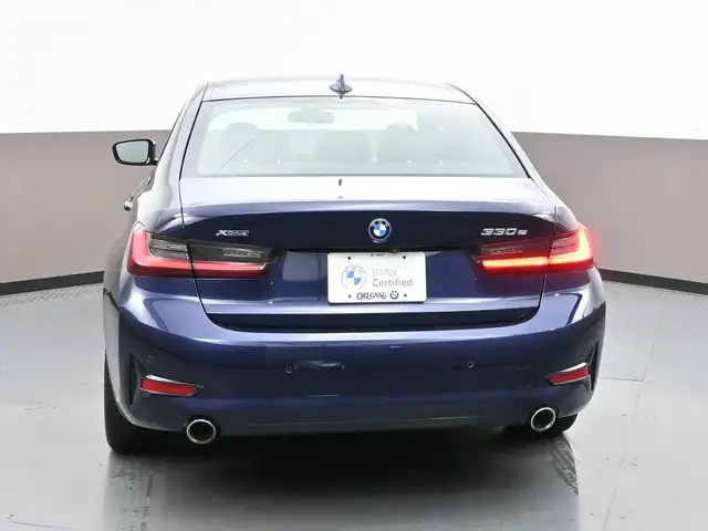 2022 BMW 3 Series 330e x-DRIVE PREMIUM ESSENTIAL PACKAGE, MOONRO dans Autos et camions dans Ville d’Halifax - Image 33