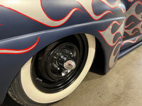 This 41 Ford is about as radical as you can get. Way too many custom mods to list!! Full air ride th... (image 9)