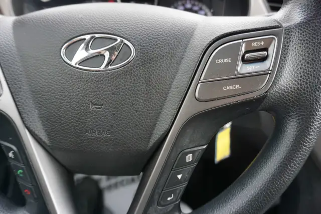 2018 Hyundai Santa Fe in Cars & Trucks in Oakville / Halton Region - Image 29