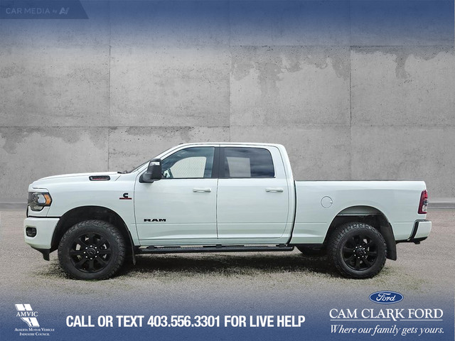 2024 RAM 3500 Big Horn HEATED SEATS/WHEEL, 5TH WHEEL PREP, NI... in Cars & Trucks in Red Deer - Image 4