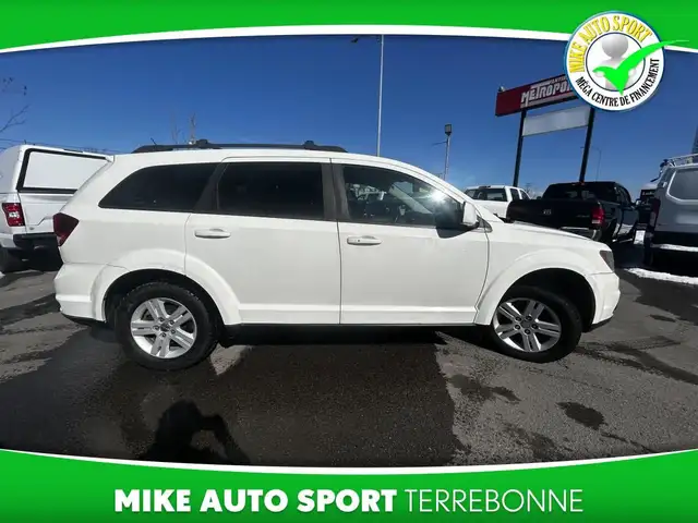 Dodge Journey Traction avant 4 portes, SXT 2012 à vendre in Cars & Trucks in Laval / North Shore - Image 5